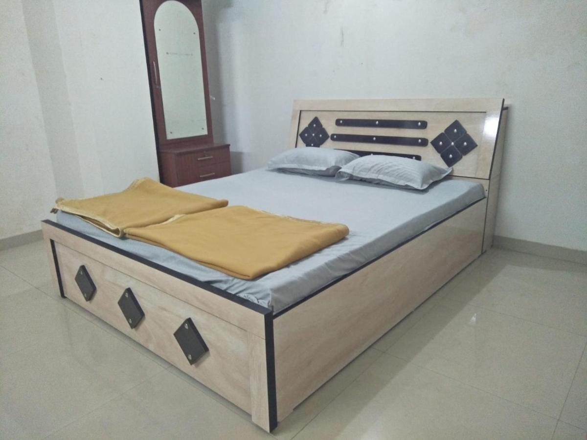 Swami Home Stay Kolhapur Esterno foto
